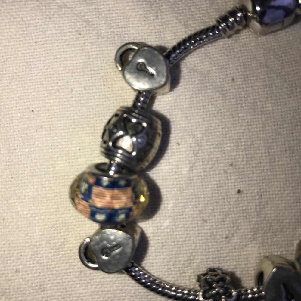 Charm bracelet - Picture 5 of 5